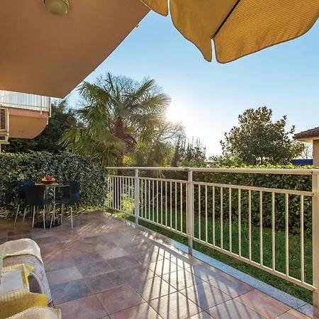 1 Bedroom Amazing Apartment In Rijeka Apartment *