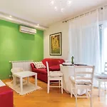 Διαμέρισμα 1 Bedroom Amazing In