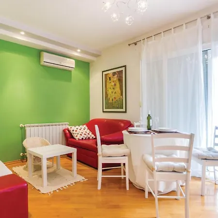 公寓 1 Bedroom Amazing In