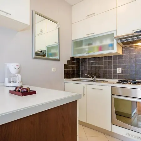 1 Bedroom Amazing In *